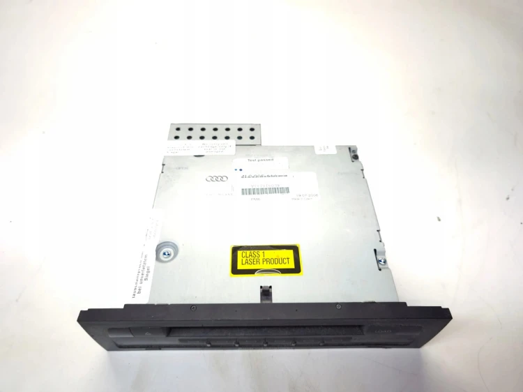 ZMIENIARKA CZYTNIK PŁYT CD AUDI Q7 4L 4L0035111