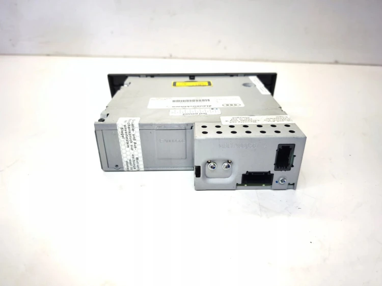 ZMIENIARKA CZYTNIK PŁYT CD AUDI Q7 4L 4L0035111
