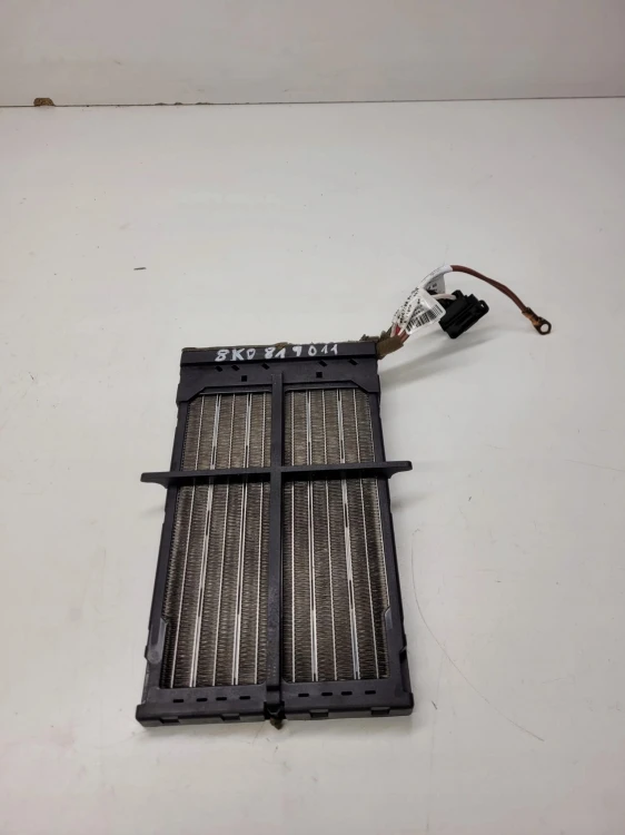 NAGRZEWNICA ELEKTRYCZNA AUDI A4 B8 A5 8K0819011