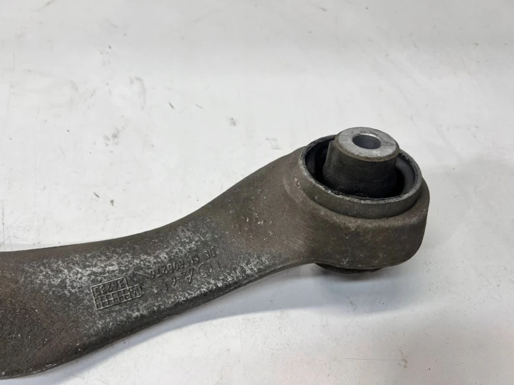 WAHACZ LEWY PRZÓD BMW F10 EN6092T6 36235