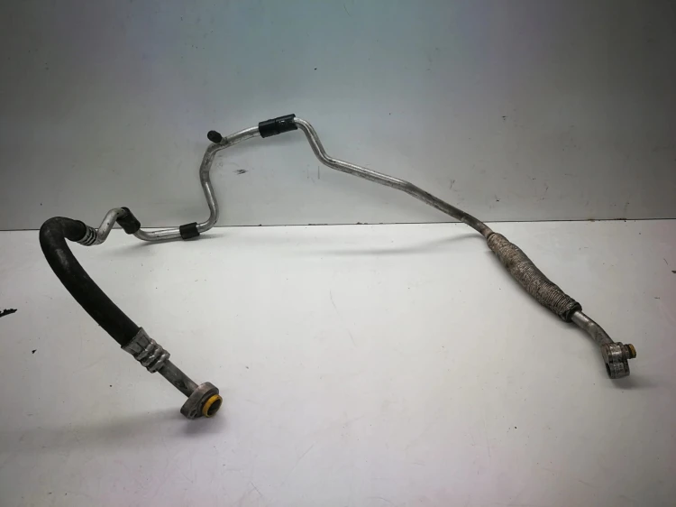 WĄŻ PRZEWÓD KLIMATYZACJI VW PASSAT B6 3C0820743G