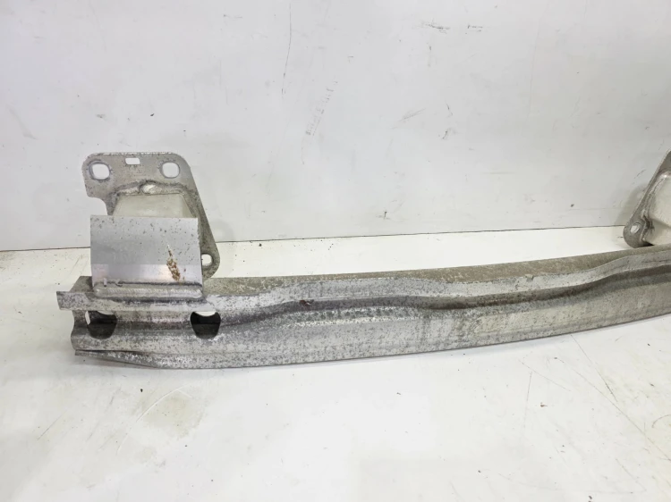 BELKA POD ZDERZAK TYŁ AUDI Q7 4M Q8 4M0807309