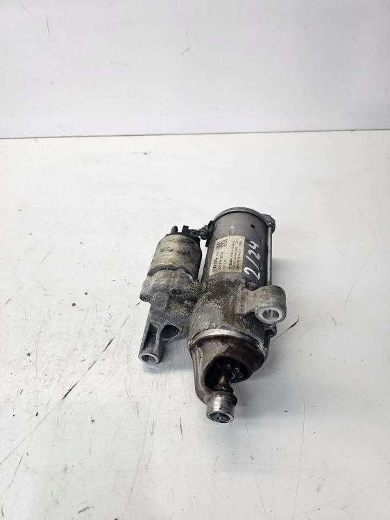 ROZRUSZNIK AUDI A4 B9 A5 A6 C7 2.0 TDI 04L911021B