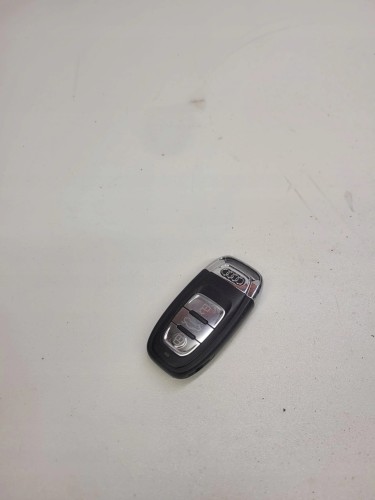 KLUCZYK PILOT AUDI A4 S4 B8 A5 S5 Q5 Q3 8K0959754H