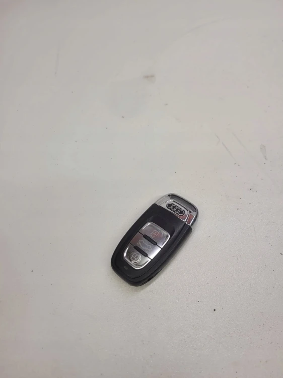 KLUCZYK PILOT AUDI A4 S4 B8 A5 S5 Q5 Q3 8K0959754H