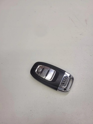 KLUCZYK PILOT AUDI A4 S4 B8 A5 S5 Q5 Q3 8K0959754H