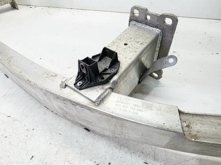 BELKA POD ZDERZAK PRZÓD AUDI A6 C8 4K0807109