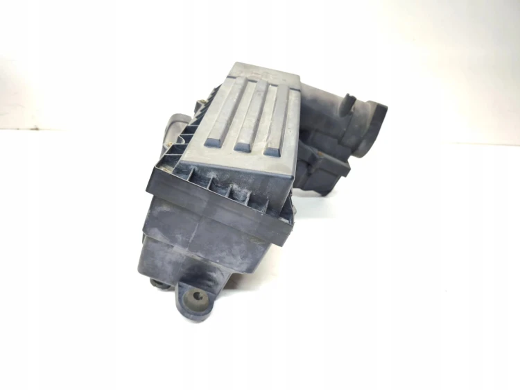 OBUDOWA FILTRA POWIETRZA AUDI A3 8P VOLKSWAGEN SEAT SKODA 3C0129601CD
