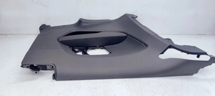 BOCZEK LEWY TYŁ AUDI A3 8V 8V3867035 MATERIAŁ *5*