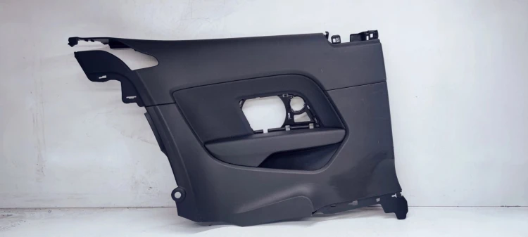 BOCZEK LEWY TYŁ AUDI A3 8V 8V3867035 MATERIAŁ *5*