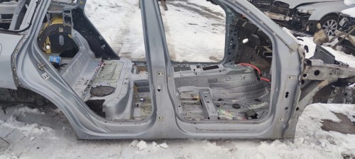 ĆWIARTKA PRÓG BOK PRAWA STRONA AUDI Q5 8R 2008-2016