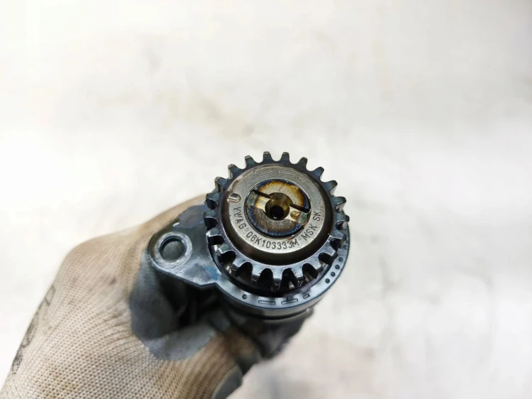 WAŁEK BALANSUJĄCY AUDI A3 S3 A4 B9 VOLKSWAGEN SKODA 2.0 TFSI 06K103333M
