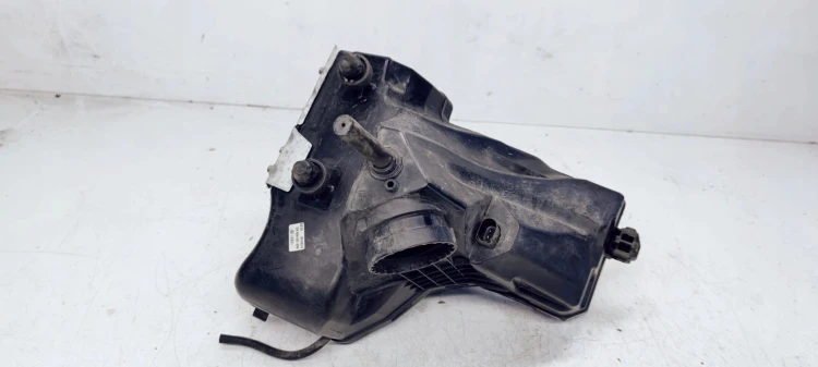 OBUDOWA FILTRA POWIETRZA AUDI A4 B8 A5 8K0133835AD
