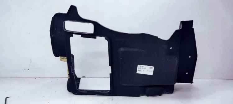 BOCZEK BAGAŻNIKA PRAWY AUDI A3 CABRIO 8P7863880D 1F9