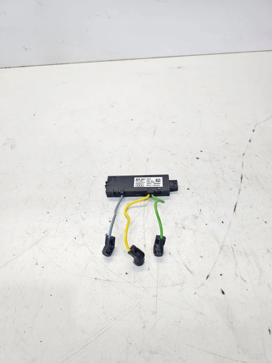 CZUJNIK RUCHU KABINY AUDI A1 8X LIFT Q3 8U 8X0951177