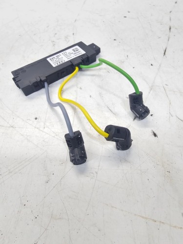 CZUJNIK RUCHU KABINY AUDI A1 8X LIFT Q3 8U 8X0951177