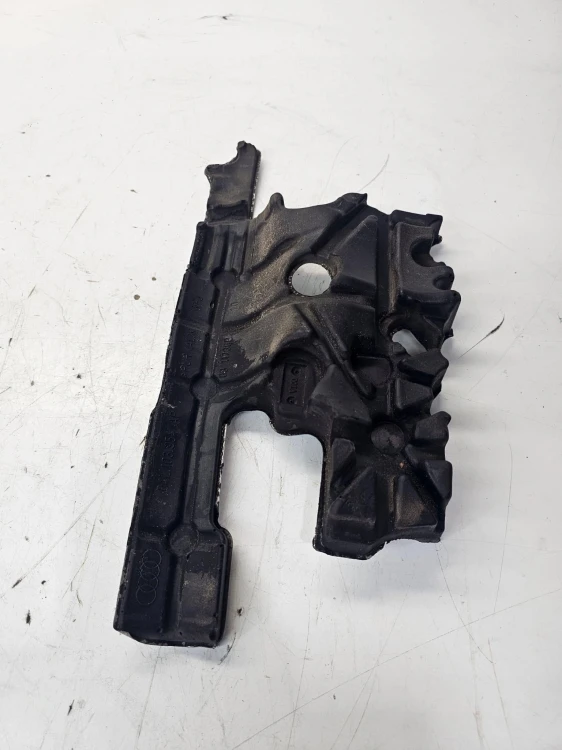 OSŁONA TERMICZNA SILNIKA AUDI A4 B9 A5 A6 2.0 TDI 04L103954AP