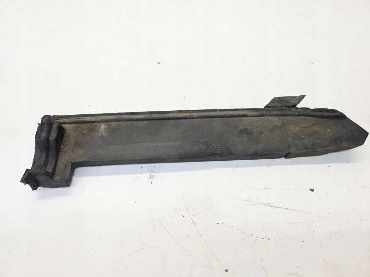 WYGŁUSZENIE BŁOTNIKA PRAWE AUDI A3 8V 8V0823722E