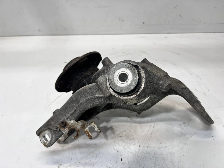 ZWROTNICA PIASTA PRAWY TYŁ AUDI A6 C7 4G0505436D