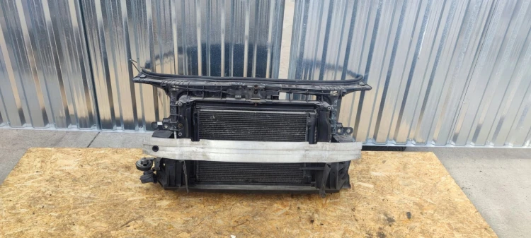 PAS PRZEDNI KOMPLETNY AUDI A3 8P 1.9 TDI 08-2012 2