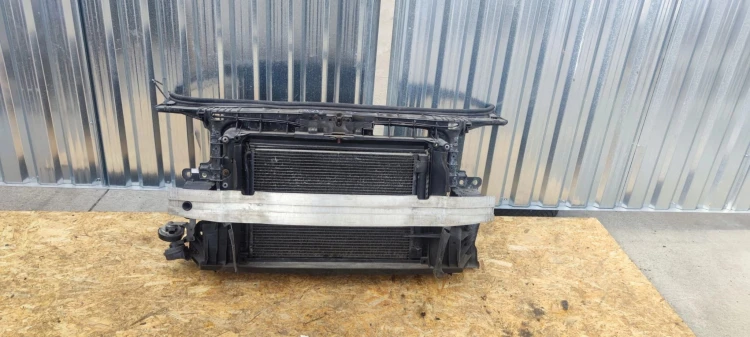 PAS PRZEDNI KOMPLETNY AUDI A3 8P 1.9 TDI 08-2012 2