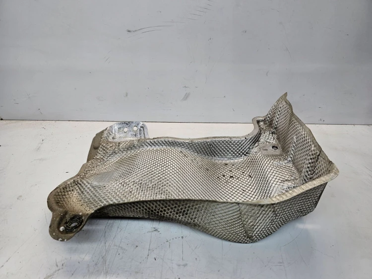 OSŁONA TERMICZNA WYDECHU AUDI A3 8V VW 5Q0825729