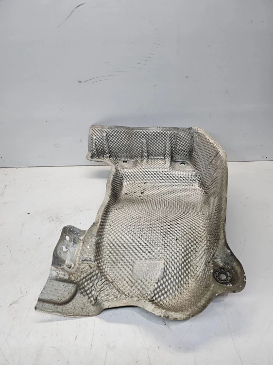 OSŁONA TERMICZNA WYDECHU AUDI A3 8V VW 5Q0825729