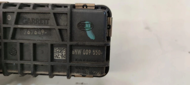 NASTAWNIK TURBINY AUDI A4 A5 A6 TDI 6NW009550 G-21