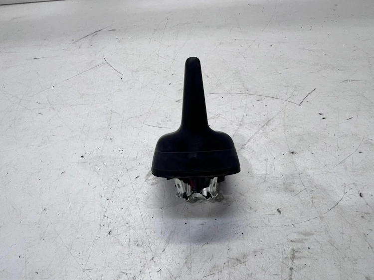 ANTENA LOTKA REKIN AUDI A3 8V 8V0035503AL MAT