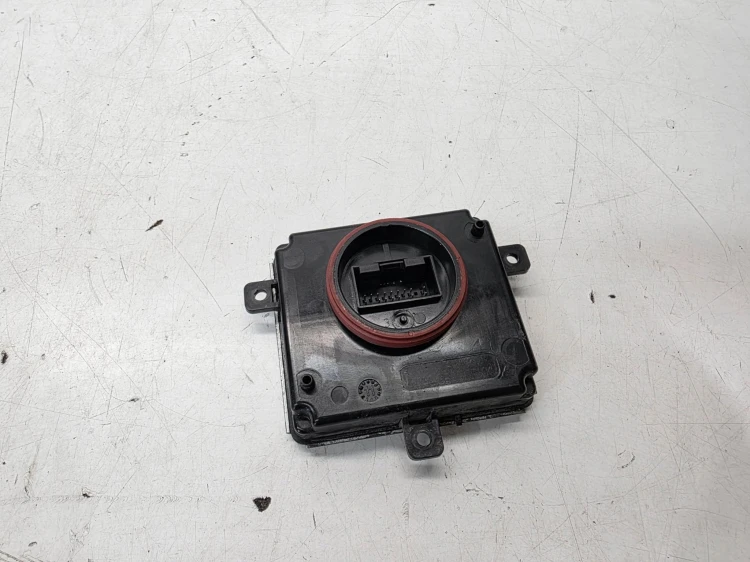 PRZETWORNICA MODUŁ REFLEKTORA AUDI A3 A4 A5 A6 C7 A7 A8 4G0907697H