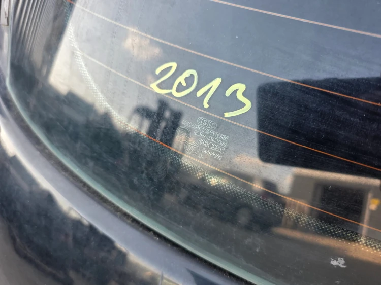 KLAPA TYLNA TYŁ AUDI Q3 8U LY9B 2011-2018 ORYGINAŁ *3* !!!