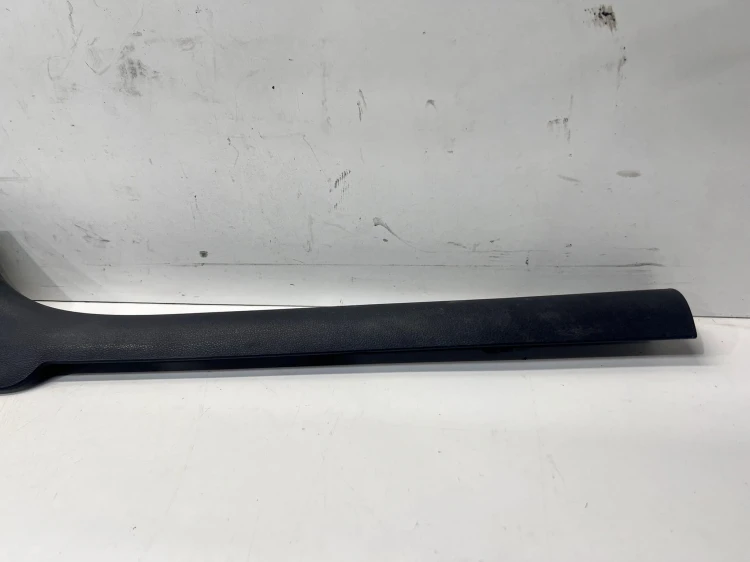LISTWA OSŁONA NAKŁADKA PROGU LEWA AUDI A3 8V SEDAN 8V5853905A