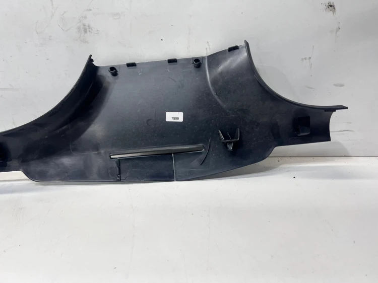 LISTWA OSŁONA NAKŁADKA PROGU LEWA AUDI A3 8V SEDAN 8V5853905A