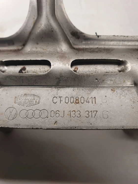 LISTWA WTRYSKOWA AUDI 1,8 2,0 TFSI 06J133317G