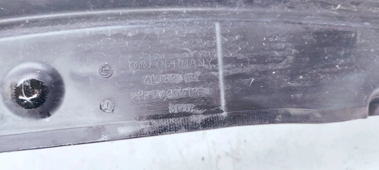 WYGŁUSZENIE BŁOTNIKA PRAWE AUDI Q7 4L0821112