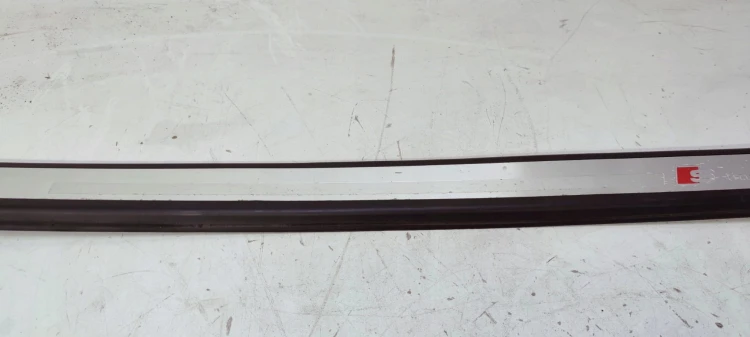 LISTWA PROGOWA LEWA S LINE AUDI A3 8P 8P3853491E