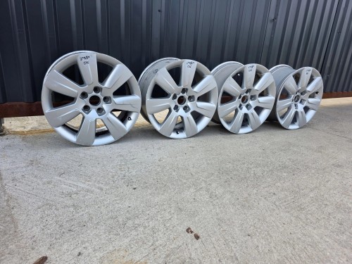 FELGI FELGA KOMPLET VW SKODA AUDI SEAT 8.0J R17 ET38 4F0601025BM Z*87*