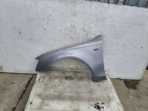 BŁOTNIK LEWY PRZÓD AUDI A4 B8 2008-2011 LX7V