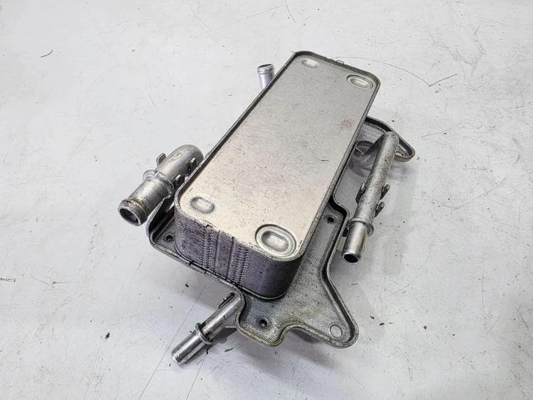CHŁODNICA OLEJU SKRZYNI BIEGÓW AUDI A4 B9 A5 8W Q5 FY Q7 4M 4M0317021G