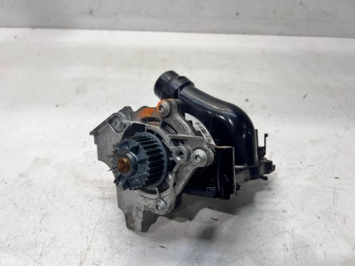 POMPA WODY AUDI A3 A4 A5 1.8 2.0 TFSI 06H121026DR