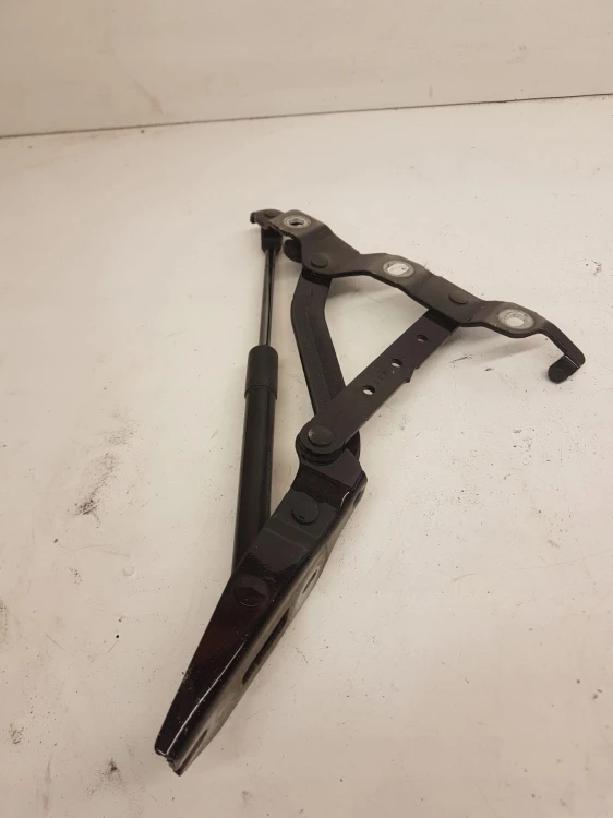 ZAWIAS KLAPY TYŁ AUDI A5 CABRIO 8F0827301A