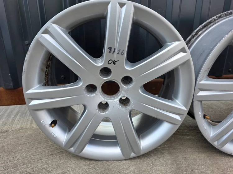 FELGI FELGA KOMPLET VW SKODA AUDI A4 A6 7.0J R17 ET42 4F0071497 3/26 !!!