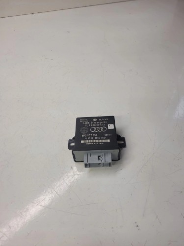 STEROWNIK MODUŁ ŚWIATEŁ AUDI A3 8P 8P3907357