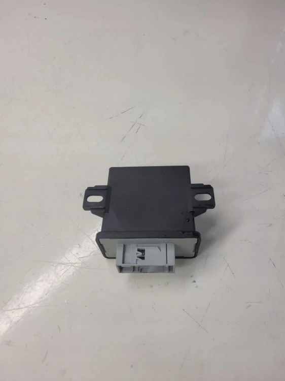 STEROWNIK MODUŁ ŚWIATEŁ AUDI A3 8P 8P3907357