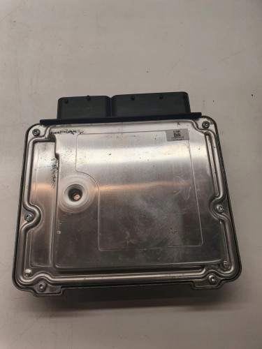 STEROWNIK SILNIKA AUDI A3 8P VW 1.8 TFSI 8P7907115L