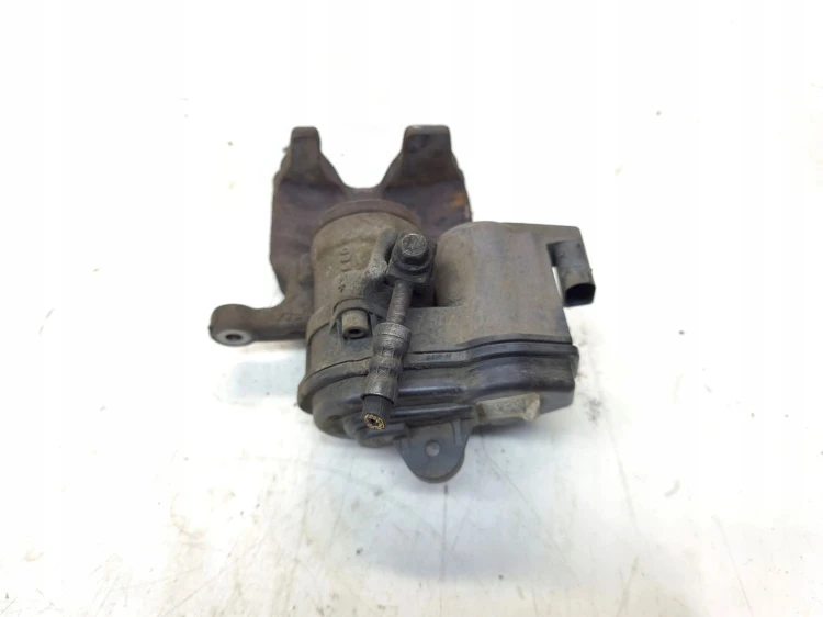 ZACISK HAMULCOWY ELEKTRYCZNY LEWY TYŁ AUDI A4 B9 A5 8W 8W0405AT