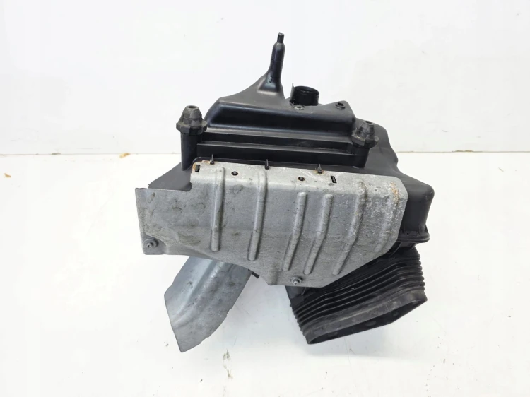 OBUDOWA FILTRA POWIETRZA AUDI A6 C7 A7 LIFT 2.0 TDI 4G0133838R
