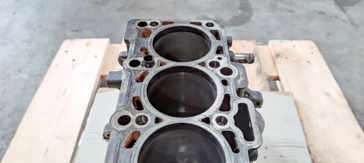 BLOK SILNIKA AUDI A4 A5 A6 2.0 TDI CAH 03L021BG