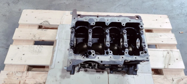 BLOK SILNIKA AUDI A4 A5 A6 2.0 TDI CAH 03L021BG