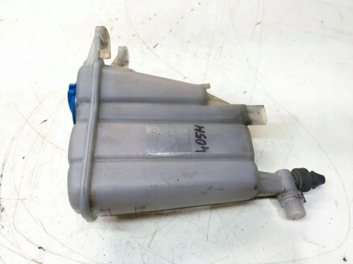 ZBIORNICZEK WYRÓWNAWCZY PŁYNU AUDI A4 B8 A5 8T Q5 Q5 A6 3.0 TDI 8K0121405M